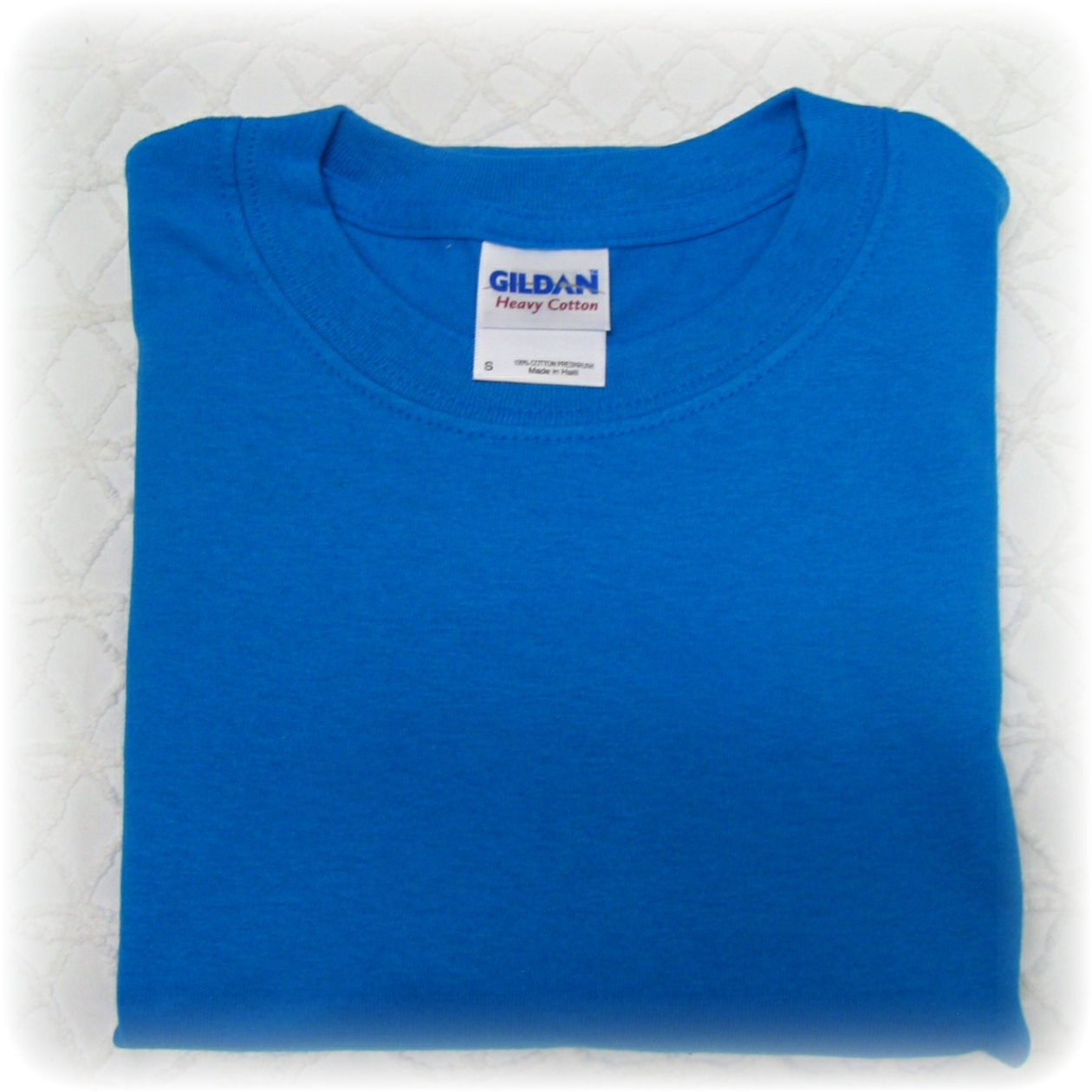 Gildan New Blank Unisex Tee Shirt TShirt 100 by TeeladySupplies