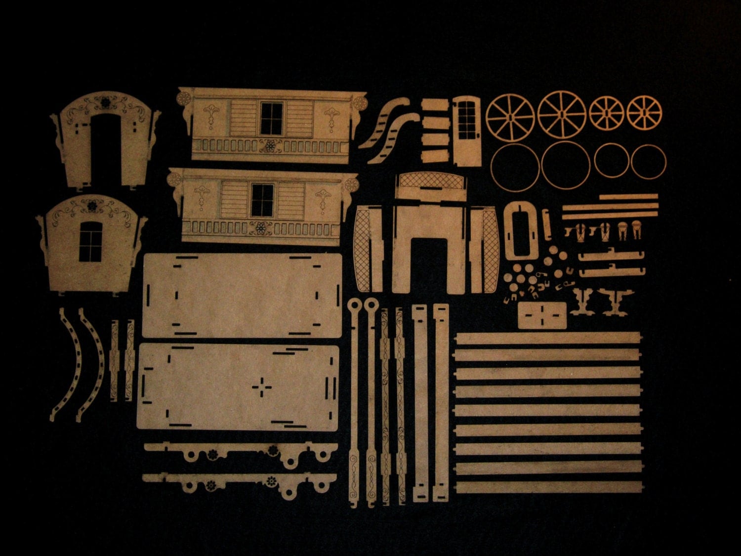 Gypsy Caravan Kit Build your own Gypsy Wagon miniature