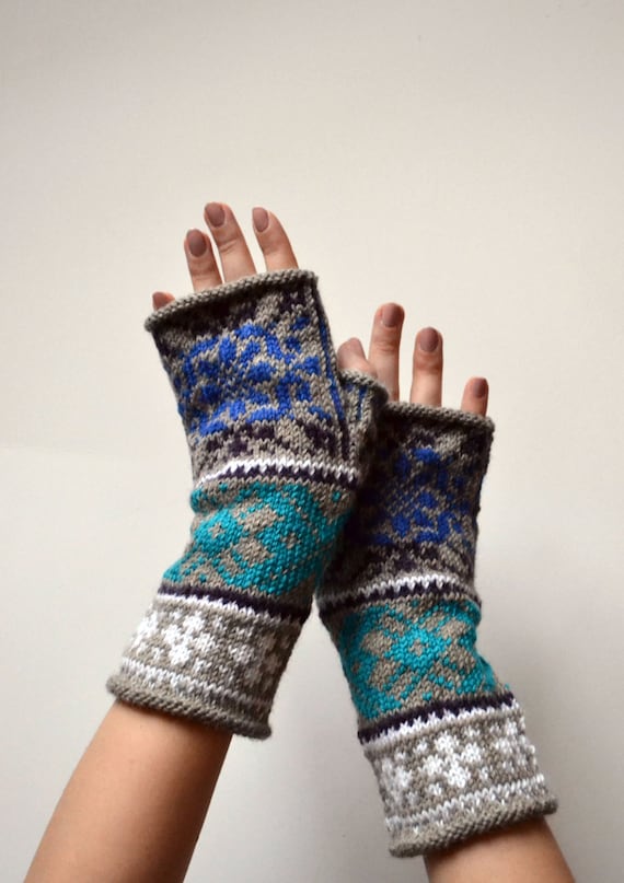 Knit Fingerless Gloves Women Fingerless Gloves Gift by lyralyra