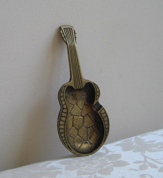 Vintage Guitar Brass Ashtray Paperweight by Dayagi Israel