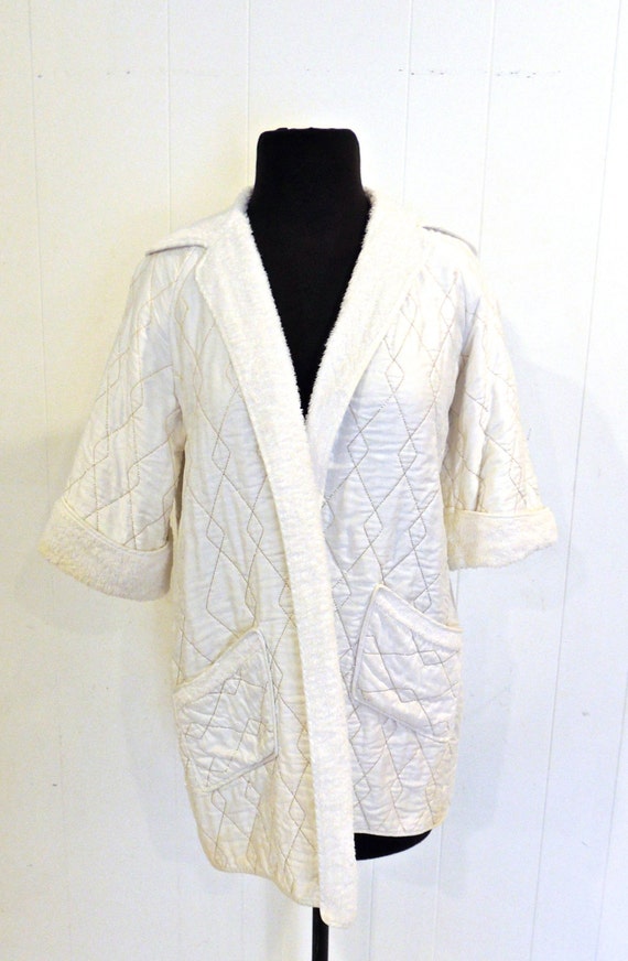 vintage quilted robe 1940s50s Linnex white hooded by mkmack