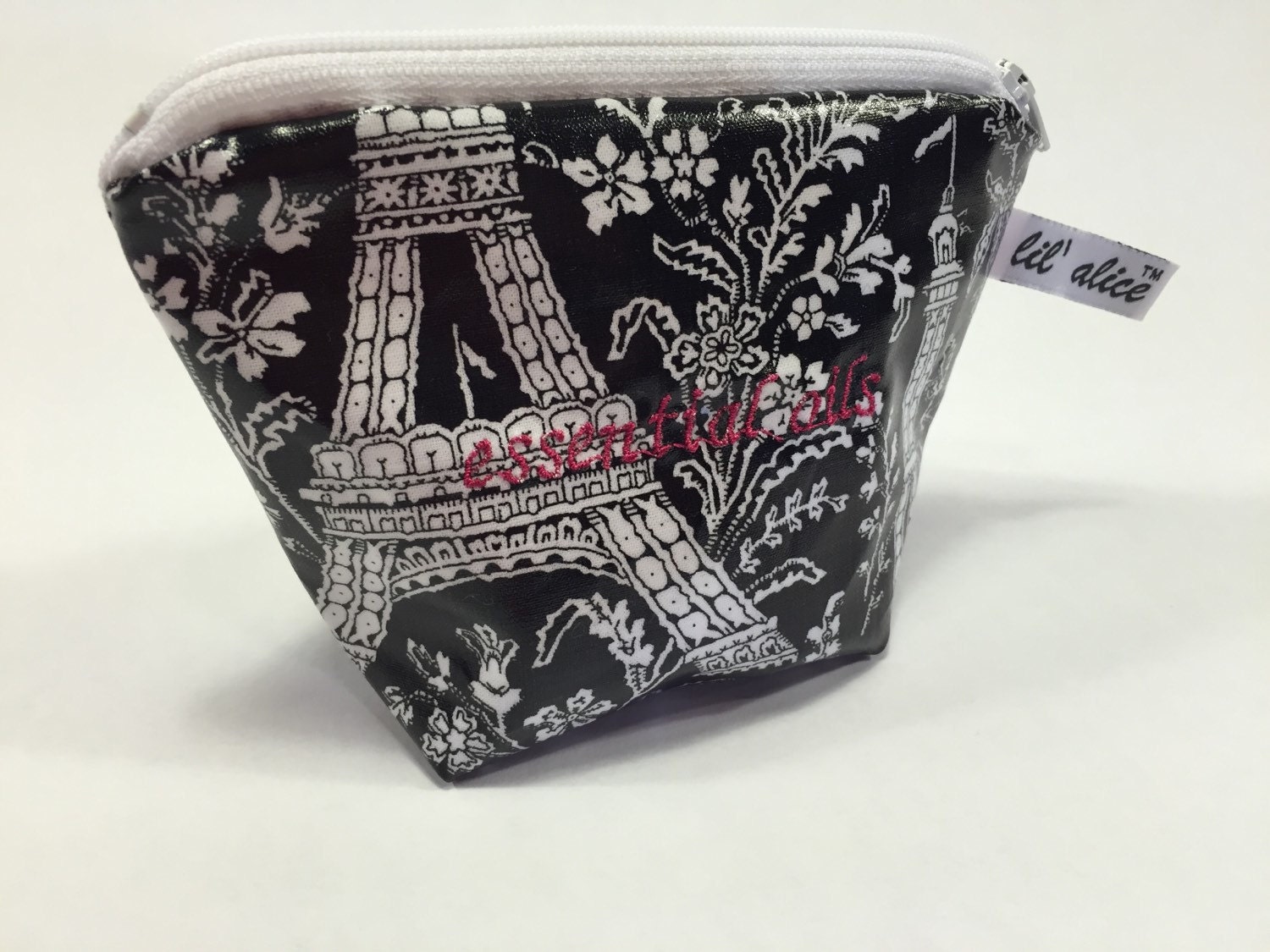 Embroidered Essential Oil Zip Pouch with elastic by lilalicesews