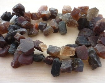 Awsome rough chocolate scapolite shard beads 8-15mm 1/2 strand
