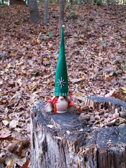 Swedish Tomte Gumma with Embroidered Green Star Hat / Scandinavian Christmas Tomte. Handmade by studioLISE.