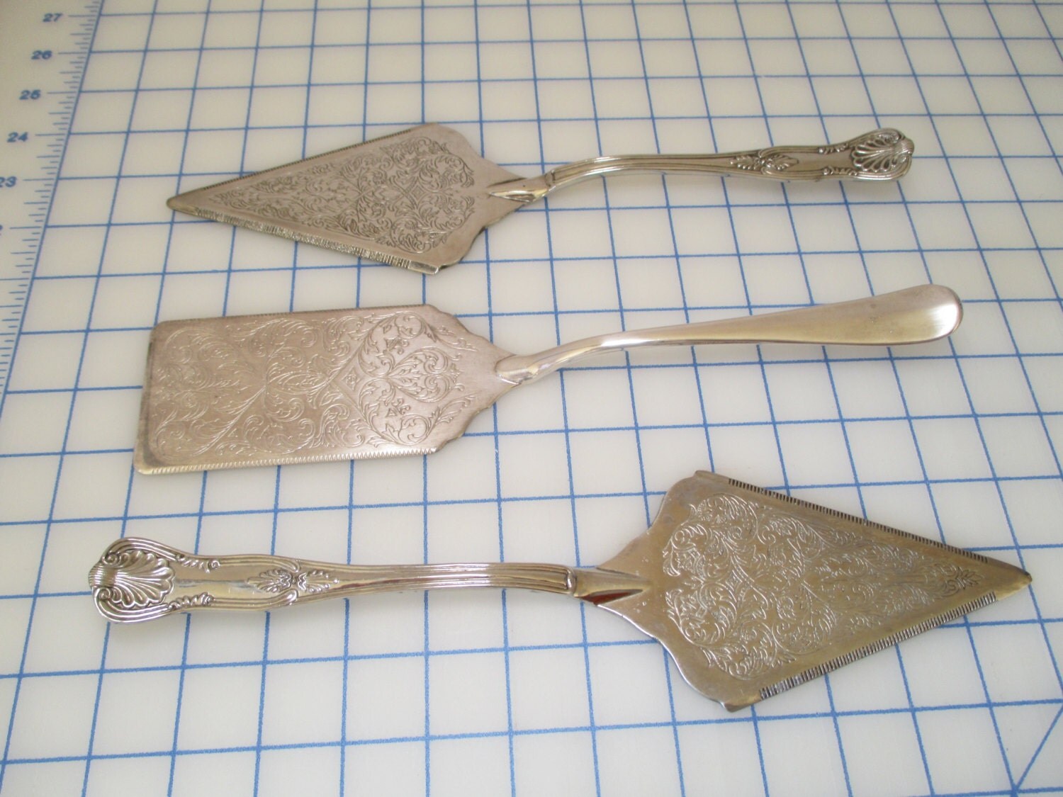 Vintage Italy Pie/Cake Servers Silver Plate Set Of by LilandLou