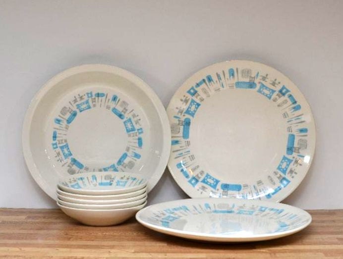 Vintage Blue Heaven Royal China Dinner Plates By Vintagerescuer