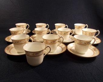 12 Cups and 11 Saucers Collingwood China Pattern 3052
