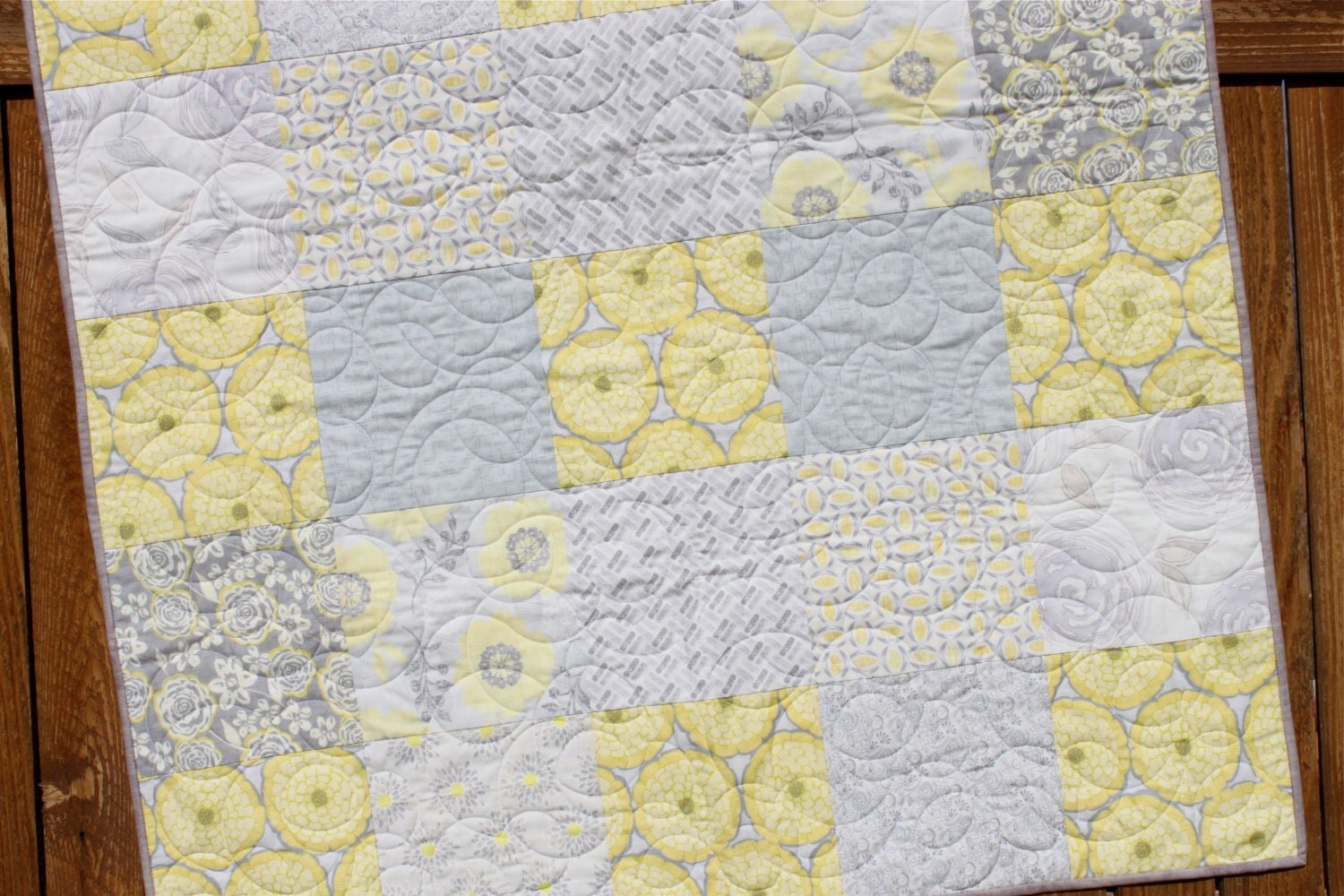 gray-and-yellow-modern-roses-baby-quilt-nursery-by-jennymsquilts