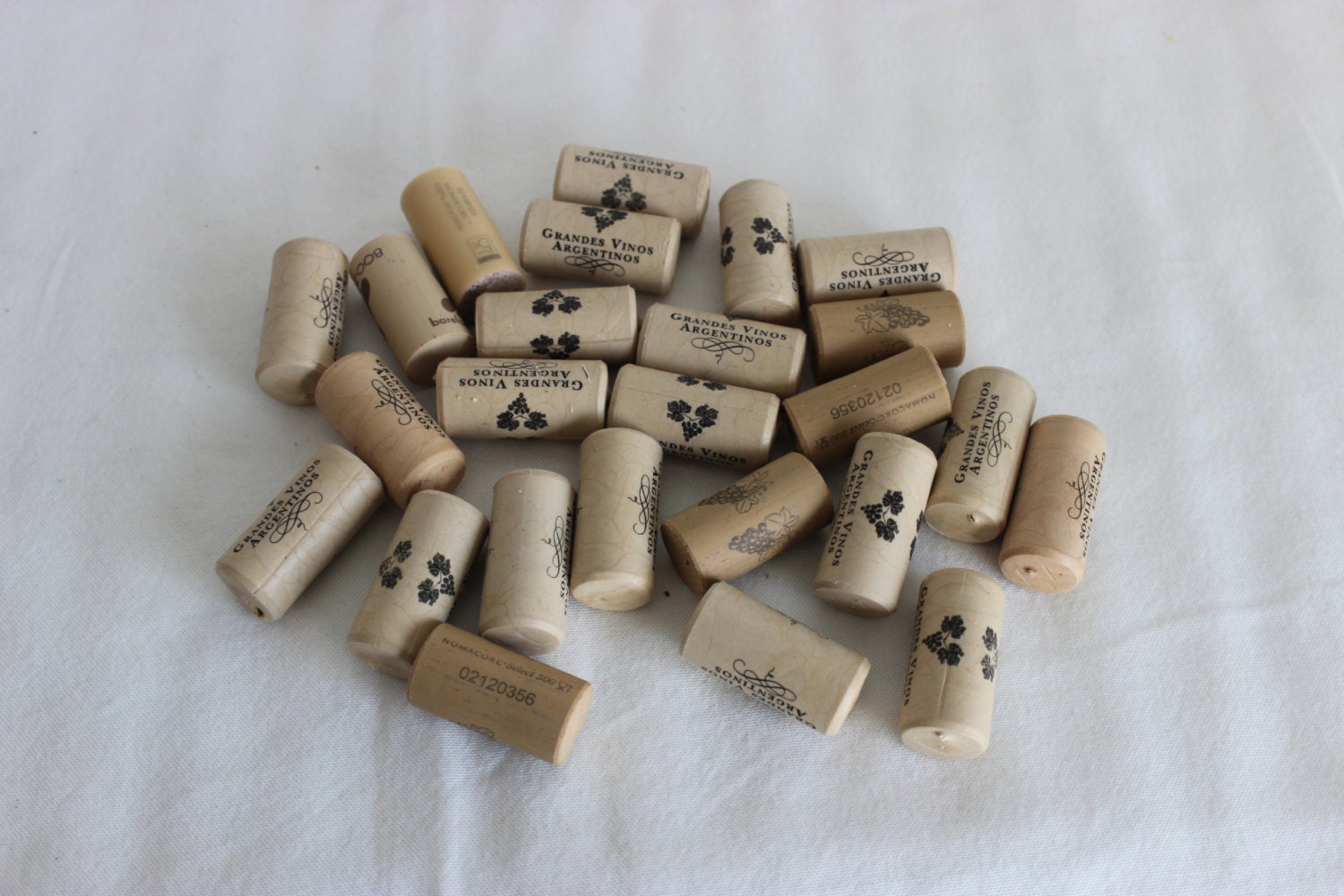 Lot of 25 Synthetic Wine Corks for Crafts Used