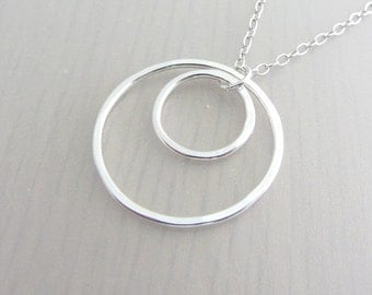 Sterling Silver Two Circle Necklace, Two Ring Necklace, Eternity Ring Pendant, 20th Birthday Gift, Sister Necklace, Mother Necklace, 14-25mm