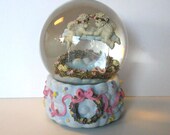 Valentine Cherubs Music Box Snow Globe, Vintage, Home and LIving, Home Decor, kids, collectible