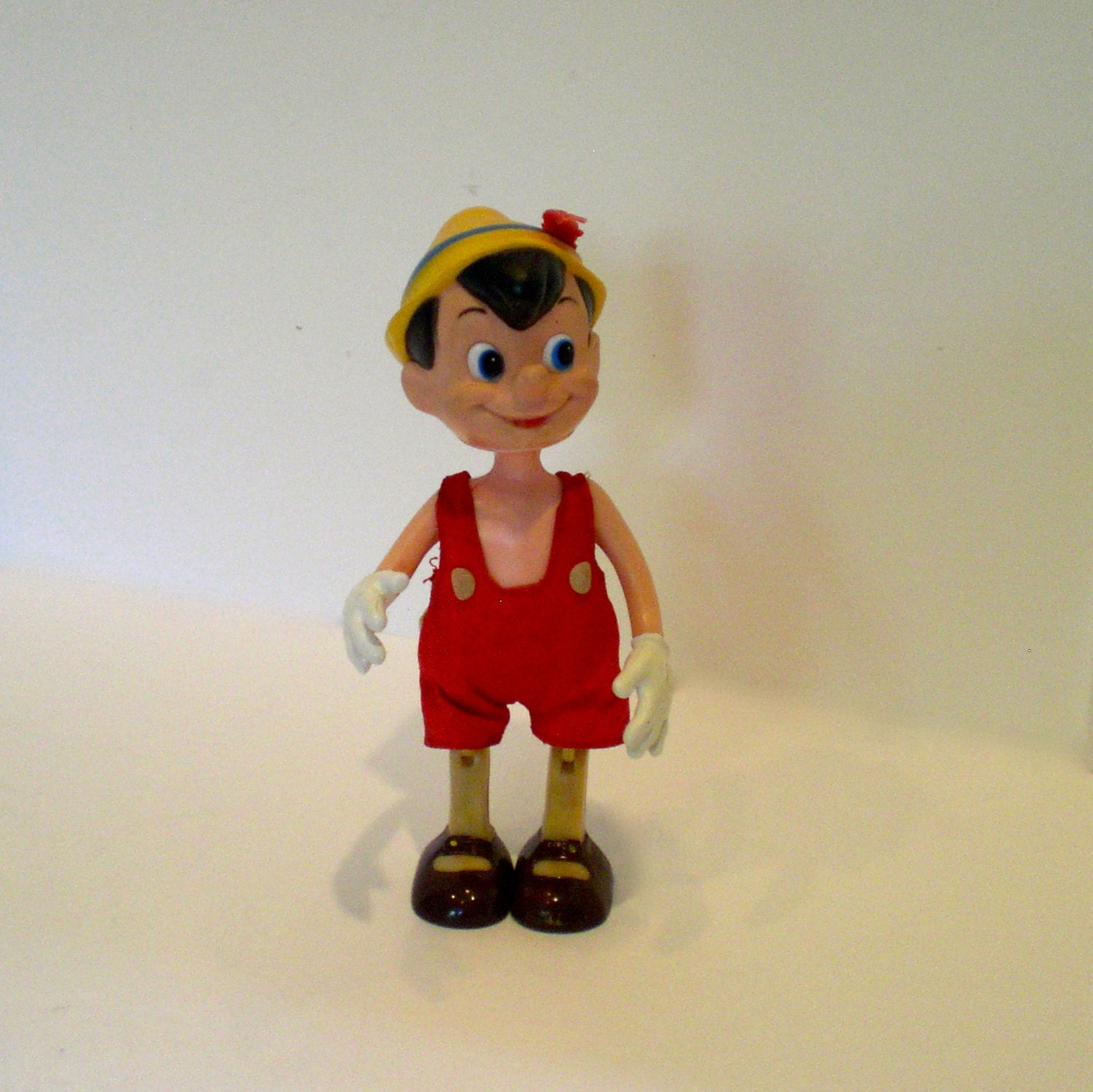 walt disney pinocchio doll