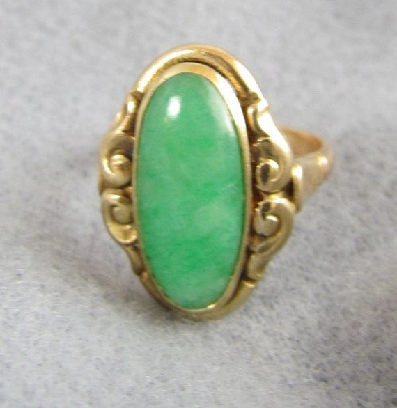 Art Deco 14KT Gold Cabochon Imperial Jadeite Jade Ring A Grade