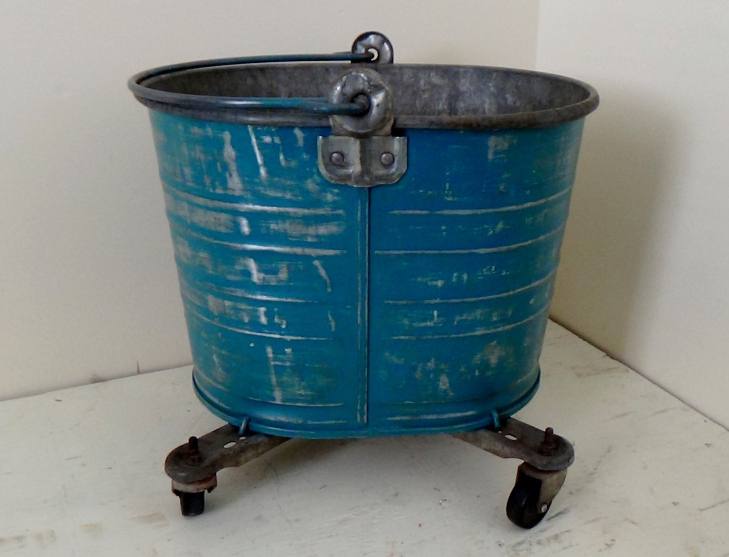 Vintage Bay State Galvanized Metal Steel Mop Bucket Casters