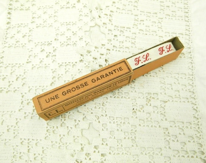 250 cm / 2.7 yards Antique French Unused Reel of Cotton Laundry Label Monogram F L, Vintage Haberdashery Sewing Craft, Retro French Country