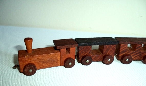 traditional miniature train set