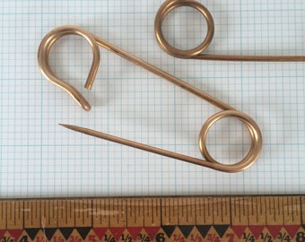 Large Safety Pin, Kilt Pin, Home Accessory, Vintage Brooch, Object d'Art, 3.5"