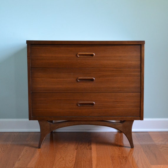 Mid Century Modern Bachelors Chest by TwoGuysVintage on Etsy
