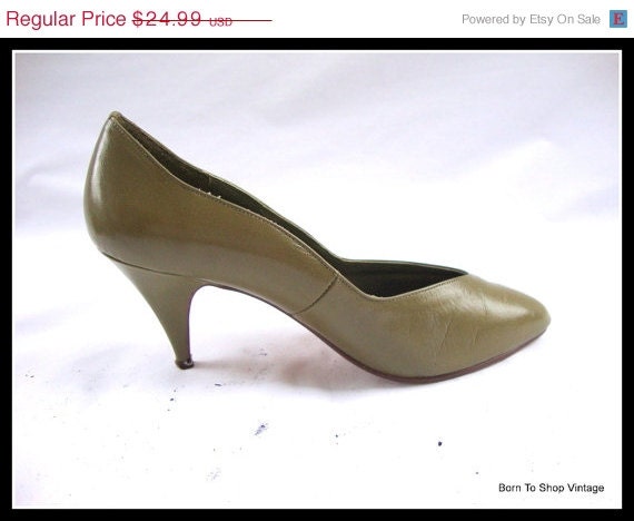 green leather pumps, high heel shoes, vintage 1980s, olive green high ...