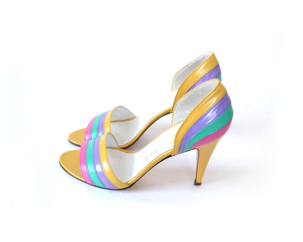 stuart weitzman gianella bootie