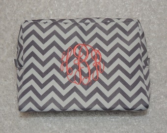 Make up bag, Monogrammed make up bag, make up bag, cosmetic bag, chevron bag, Top seller, Bridesmaids gift