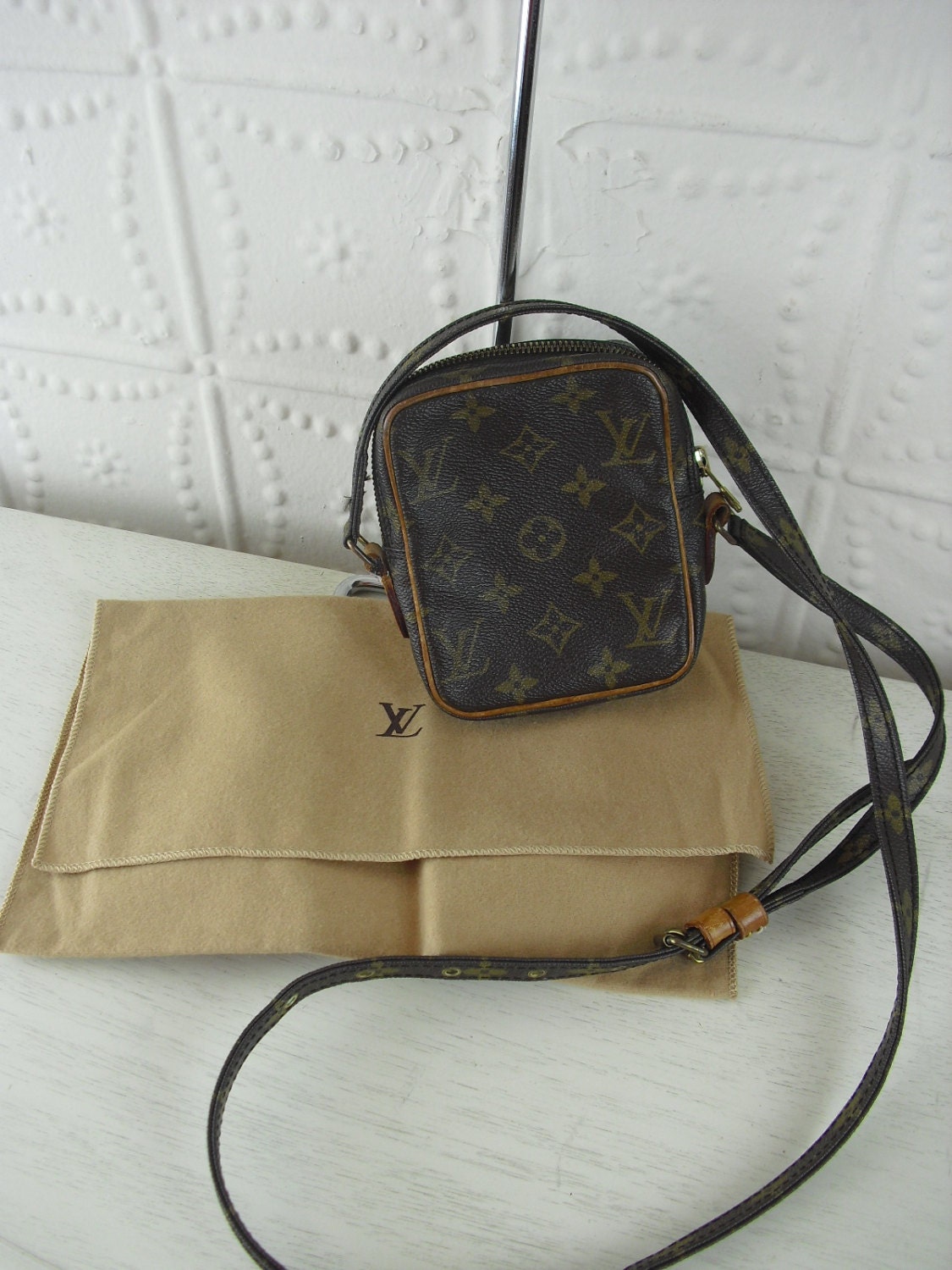 Louis Vuitton small crossbody bag with dust by LVvintagedesigner