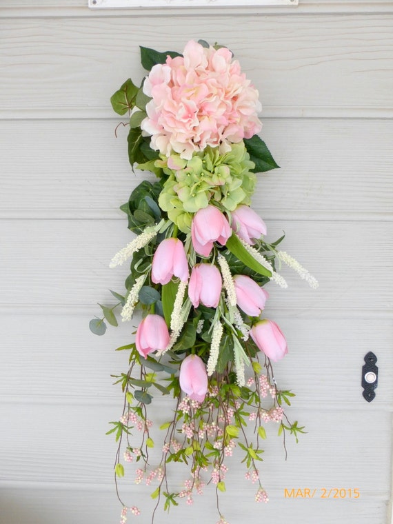 Hydrangea Door Swag Tulip teardrop door swag Spring door