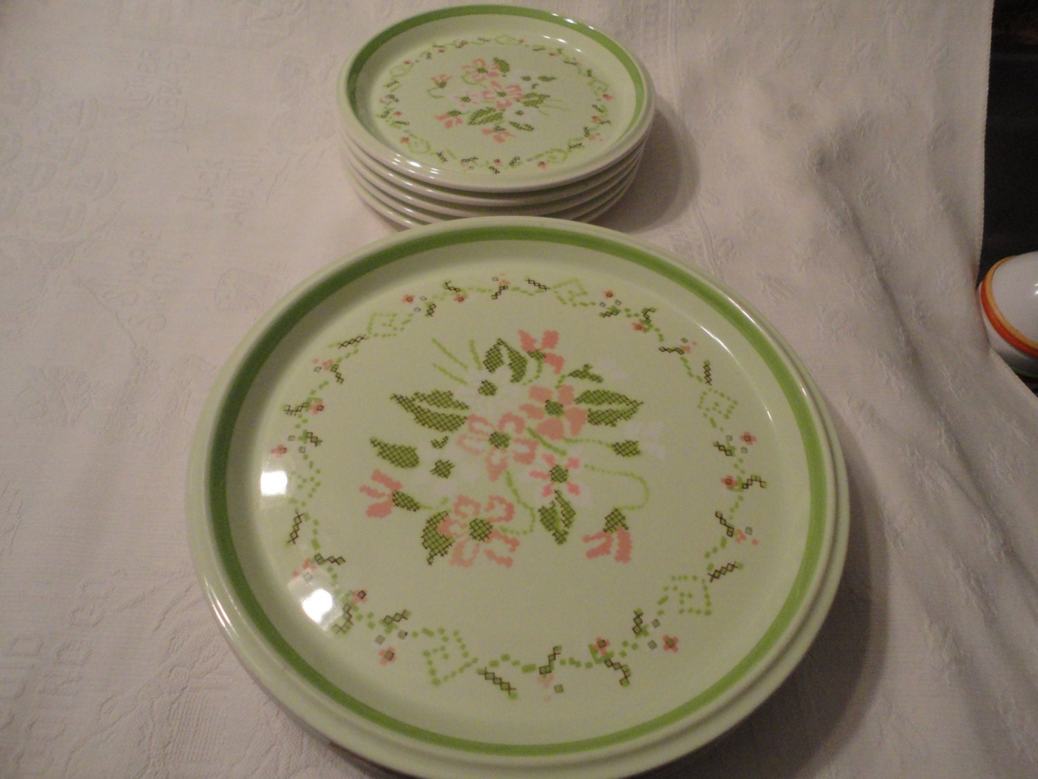 Lime Green Floral Dinnerware Mikasa Needle Craft Pattern Floyd