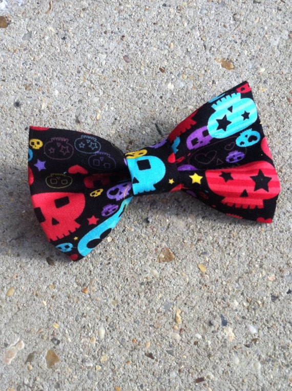 Rainbow Skull Hair Bow or bow tie, Hearts and Rainbows skull bow, black fabric hair bow or bow tie with bright skull print - infant - adult Il_570xn