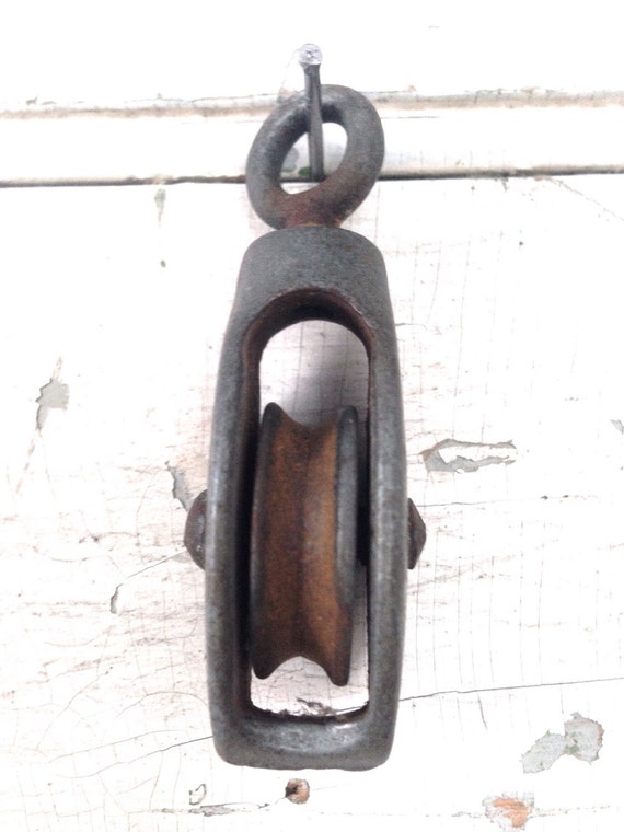 Small Vintage Industrial Metal Pulley by littlefrogvintagetwo