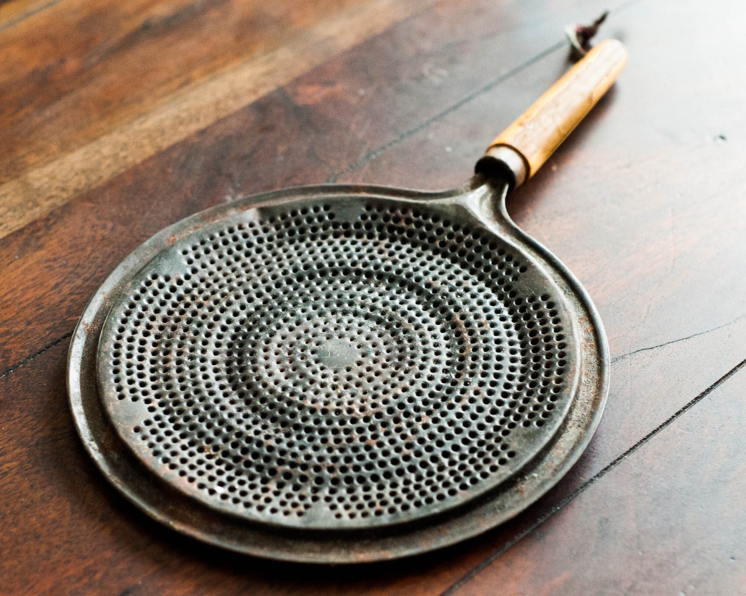 Vintage Splatter Guard Pan Cover Kitchen by WindstoneVintage