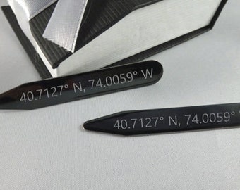 Personalized Collar Stays, Gunmetal Collar Stiffeners, Engraved for Free, Customized Black Shirt Stays, Wedding Favor