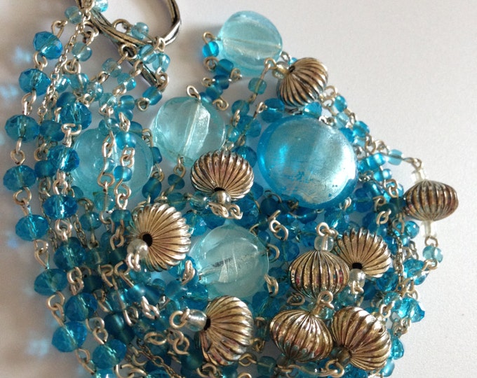 Blue beads mix necklace