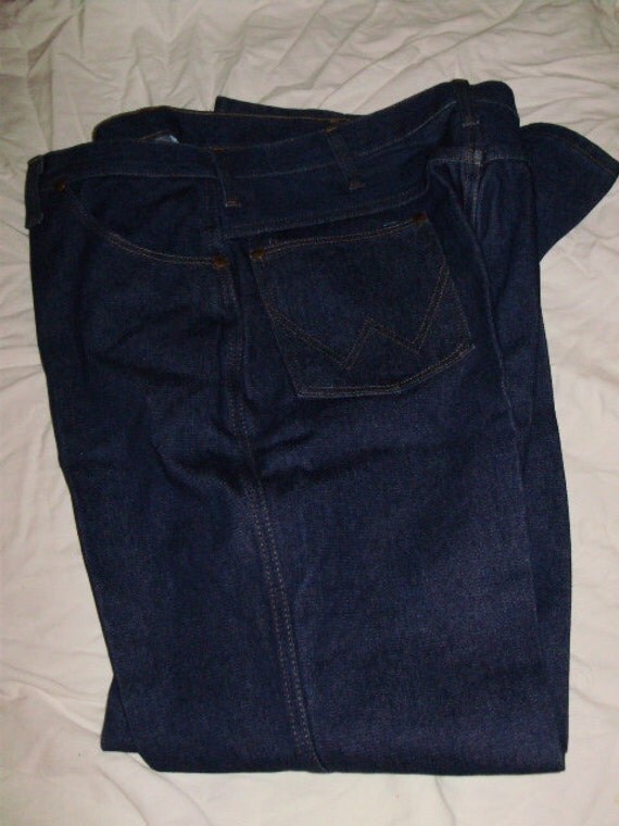 Vintage 1990s Mens Wrangler Blue Jeans 38x32 by RennerLaDifference