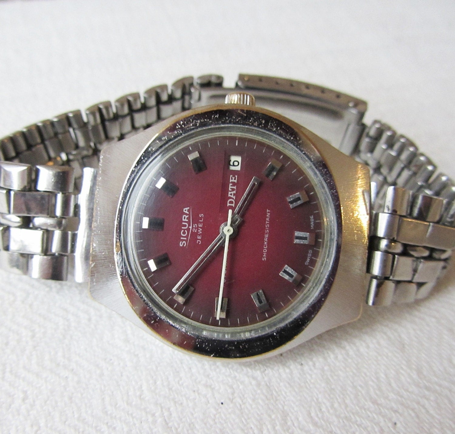sicura watch