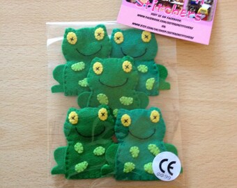 5 little speckled frogs finger puppet set