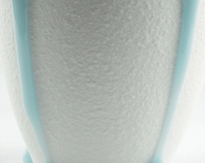 Styling of Flowing Glaze Teardrops White Beige 2 Colors Porcelain Mug