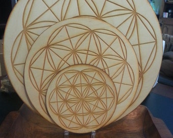 Flower of Life Wood Crystal Grid Board 8" / Baltic Birch Spirit Board / Table top Grid Board