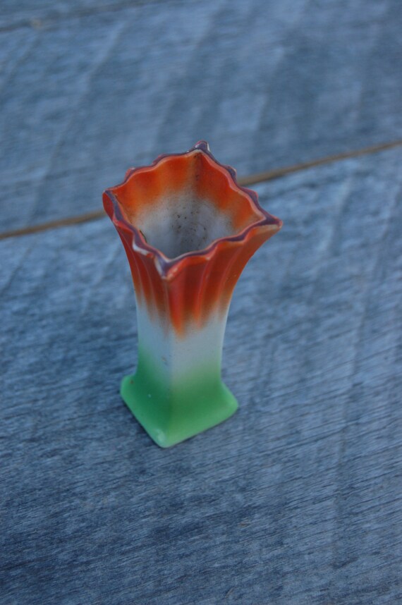 Vintage Bud Vase Tulip Vase Japanese Bud by SweetPetuniaVintage