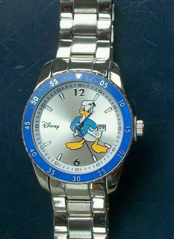 Disney Date Divers Donald Duck Watch New