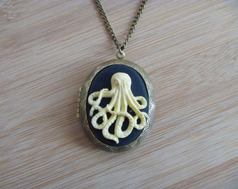 1pcs Octopus High Quality Brass Locket Charm Pendant necklace.