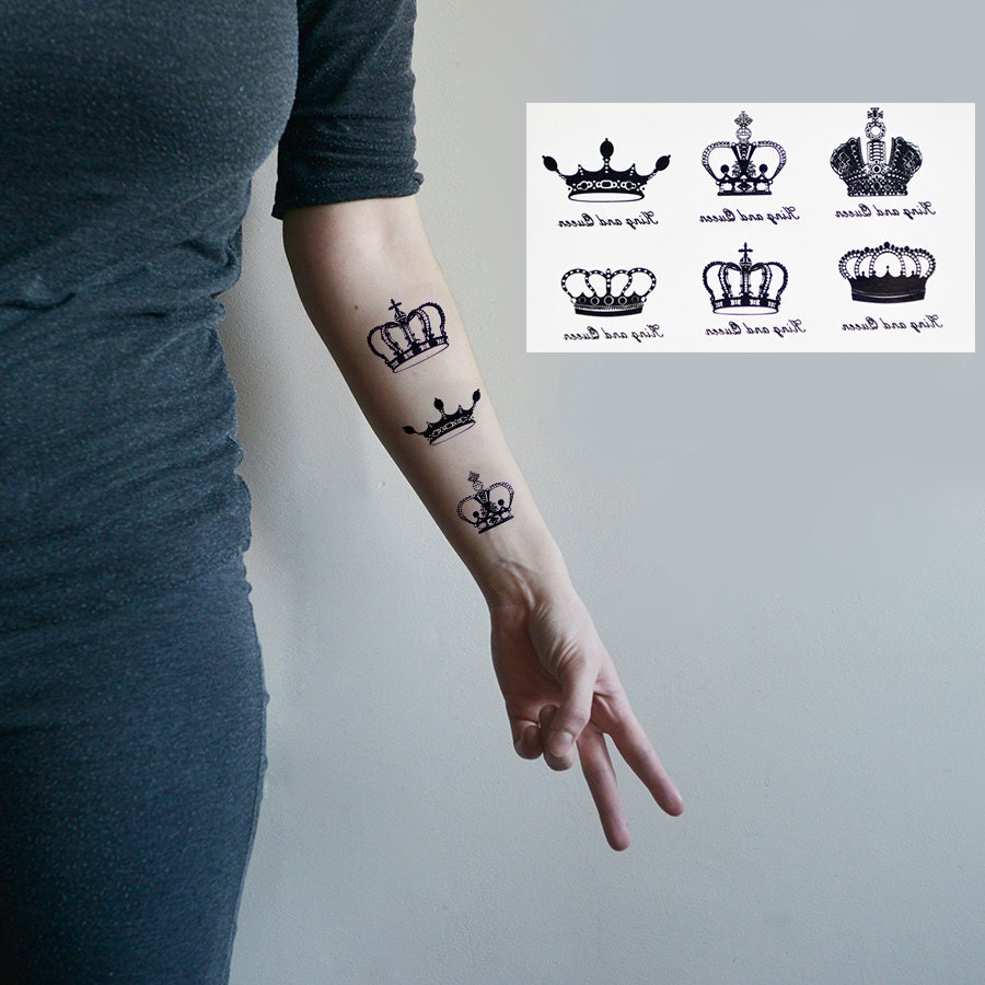 Tatouage Queen Poignet