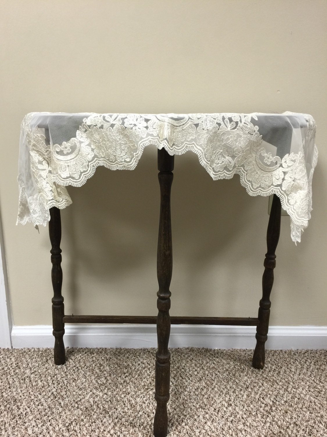 Vintage lace table cloth / overlay