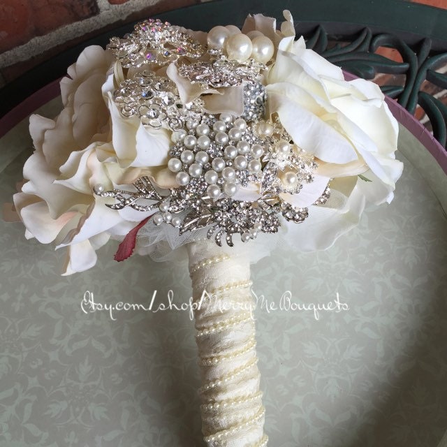 Ivory Wedding Bouquet. Brooch Bouquet. Silk Roses. Bling bouquet. broach bouquet. Jeweled bouquet. Gatsby