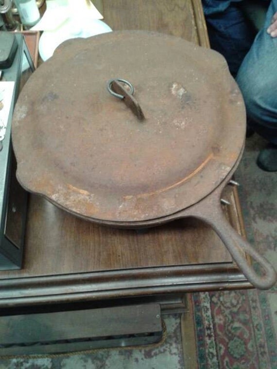 Items similar to Vintage House of ster COUNTRY CHARM Cast Iron