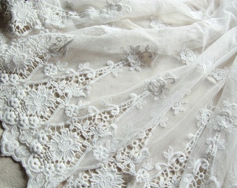 White Rosy Lace Fabric Embroidered Bilateral Scalloped Edge 47" Veil Gauze Tablecloth 1 Yard L0316