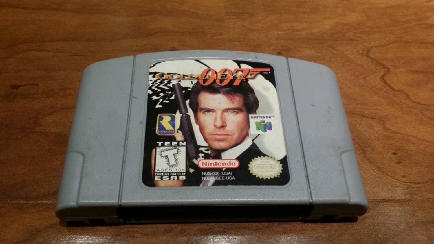 Goldeneye 007 James Bond Nintendo 64 n64 system console games