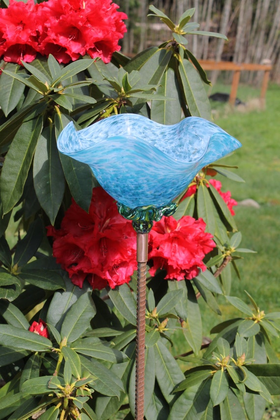 Aqua Teal Hand Blown Glass Flower Garden Art Sculpture Outdoor