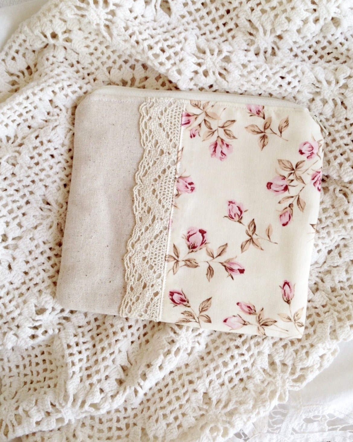 top 28 shabby fabrics zippered pouch how to make a zippered box pouch with jennifer top 28 shabby fabrics zippered pouch how to make a zippered box pouch with jennifer