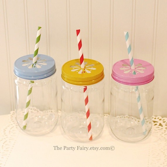 Plastic Mason Jars, 15 Mason Jars with Lids, UNBREAKABLE Party Drink